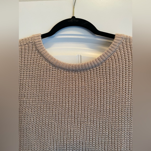 Lulu’s Tan Sweater - Picture 2 of 4